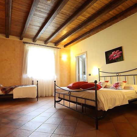 Agriturismo Creta Rossa Torre di Ruggiero Dış mekan fotoğraf