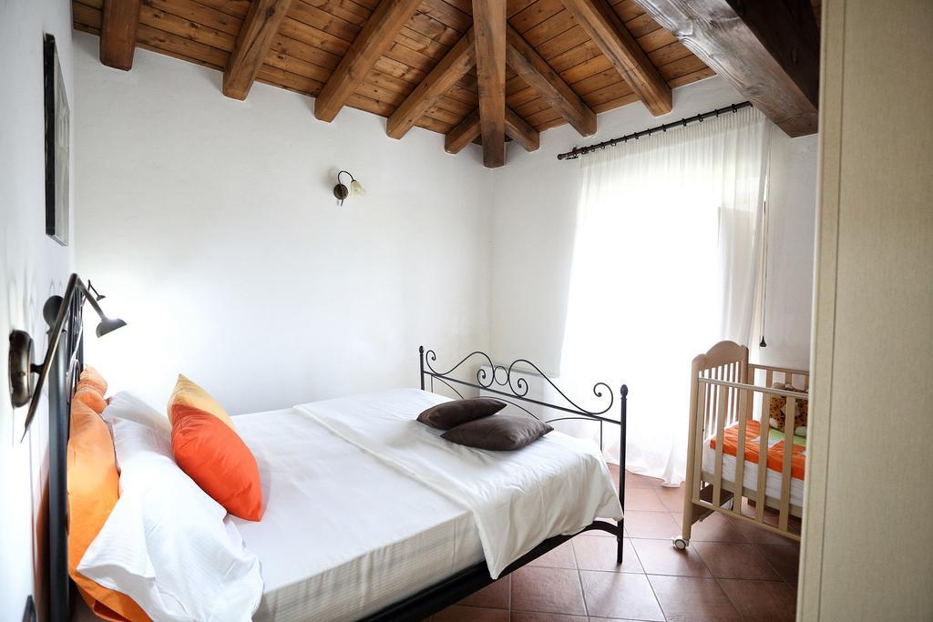 Agriturismo Creta Rossa Torre di Ruggiero Dış mekan fotoğraf
